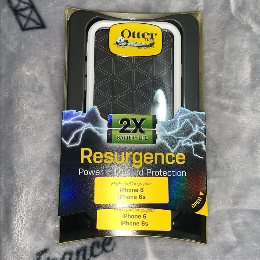 Otterbox battery case charger iPhone 6 and 6s